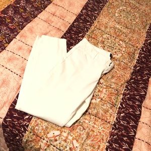 White pixie cropped pants